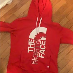 L Red North Face Pullover Sweatshirt